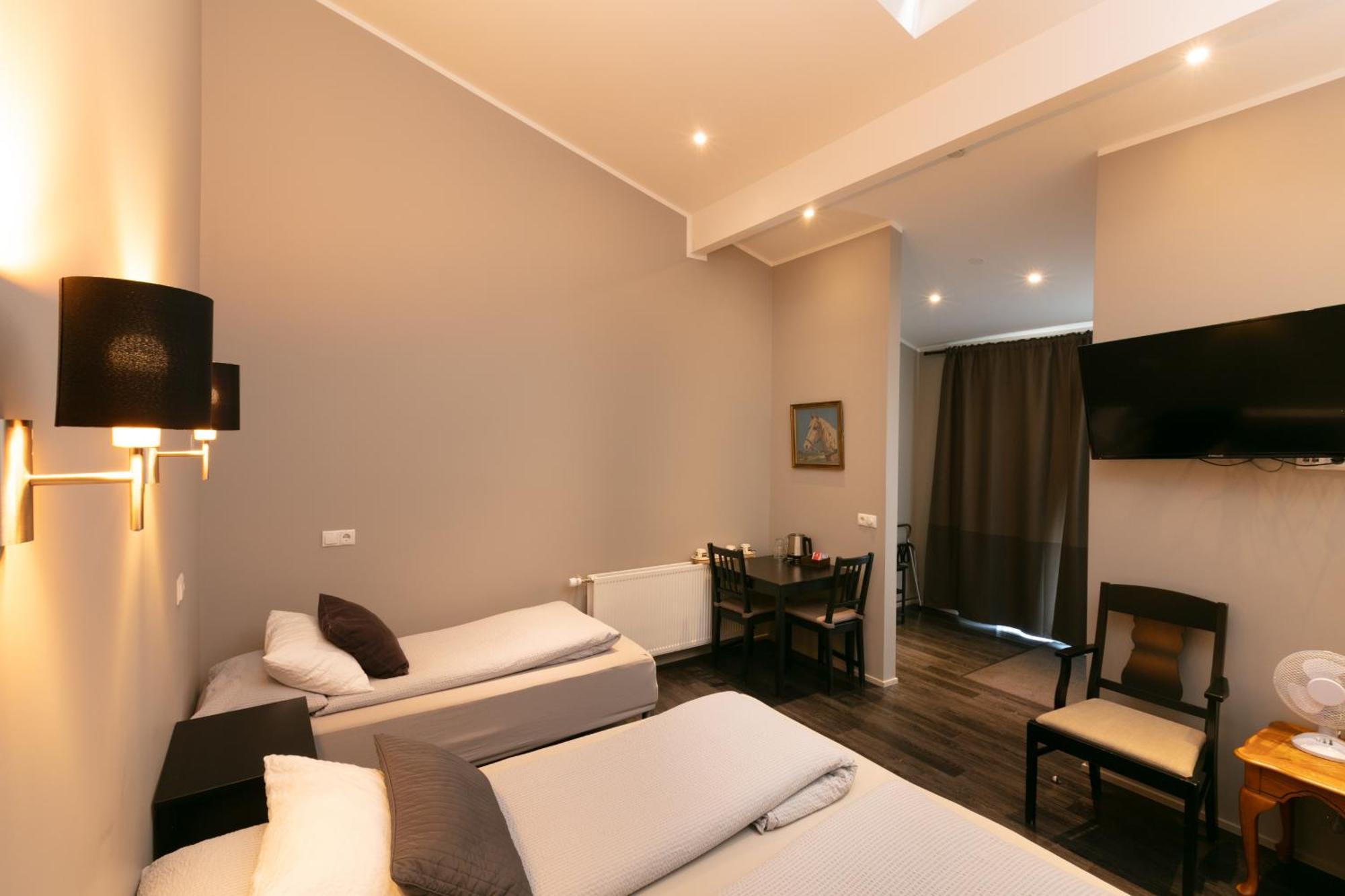 Karuna Guesthouse Saudarkrokur Dış mekan fotoğraf
